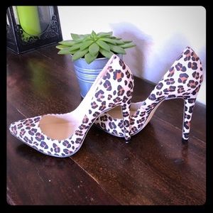 Leopard Pumps - Like New 👠